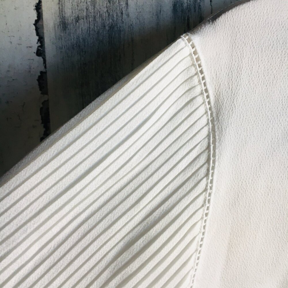 NWT Lafayette 148 Layla Plisse Pleated Sleeve Blouse Off-White Statement XL - Picture 13 of 16